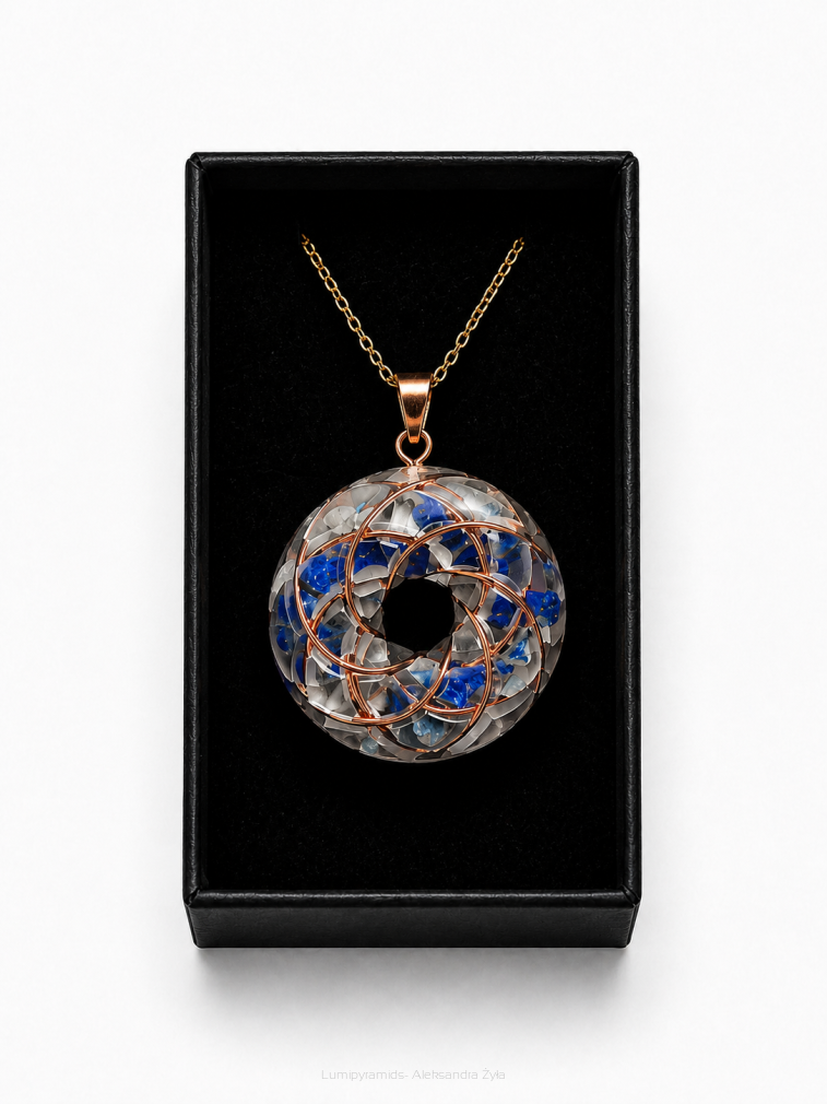 Cewka Rodina z lapis lazuli – naszyjnik, oplot miedziany | LUMI Torus Veritas
